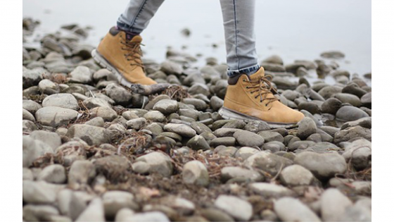 Mindful-Walking-thumbnail Mindful-Walking-thumbnail